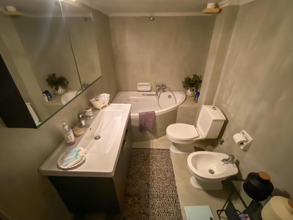 Lovely Luxurious Modern Apartment In Thessaloníki Ngoại thất bức ảnh
